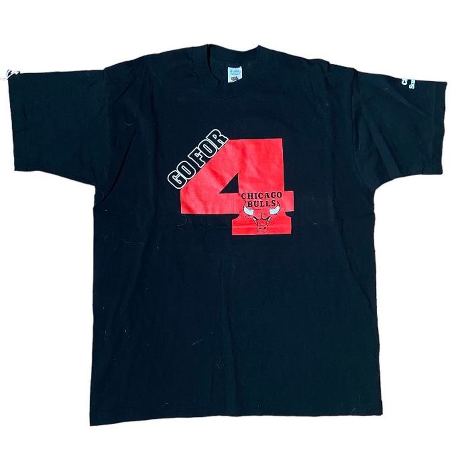 Fruit Of The Loom 90s black chicago bulls tee Size US XL / EU 56 / 4 - 1 Thumbnail