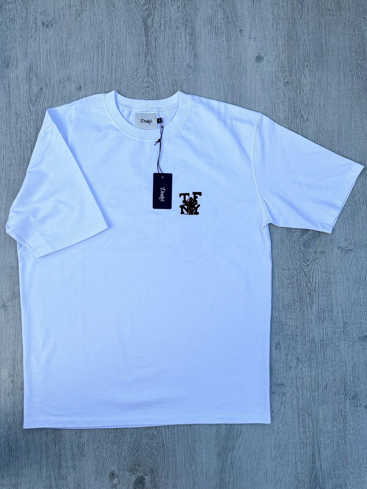 Drake's Drake's X Throwing Fits White Print Tee Shirt Size US M / EU 48-50 / 2 - 1 Thumbnail