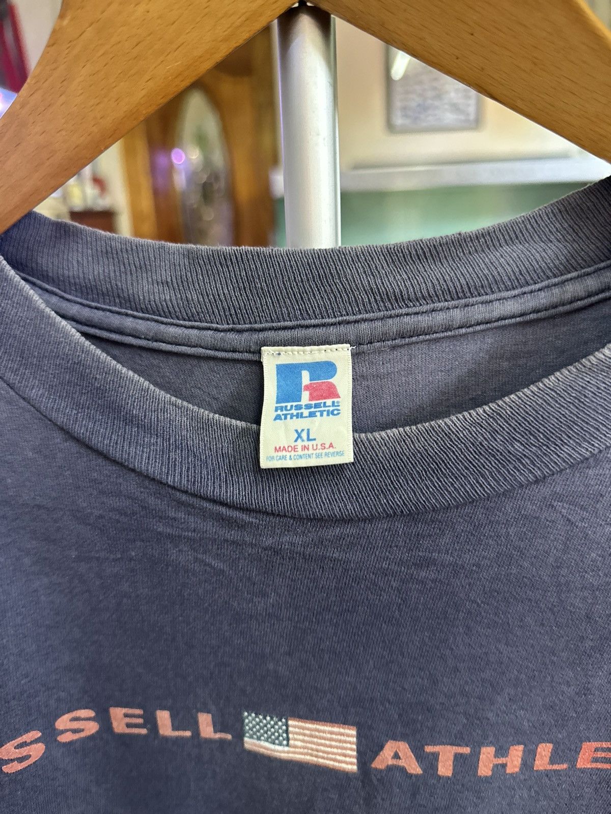 Russell Athletic Vintage rusell athletic faded tshirt Size US XL / EU 56 / 4 - 2 Thumbnail