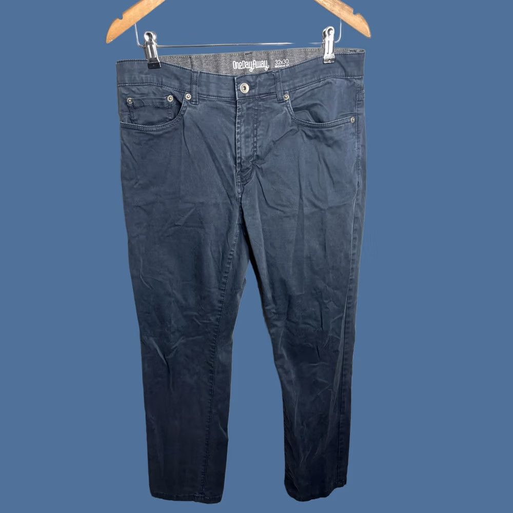 Vintage OneDayAway Jeans Mens 32x30 Blue Regular Fit 5 Pocket Zip Fly Straight Leg Clothing Mens Jeans Blue Regular Fit Size US 32 / EU 48 - 1 Thumbnail