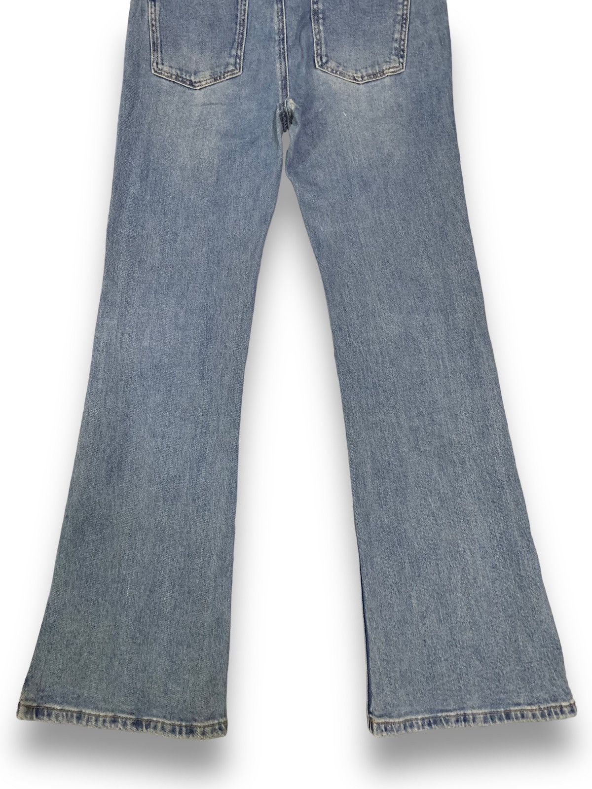 Japanese Brand Y2K Japanese Brand Urban Revivo Flared Jeans Women Size Size US 30 / EU 46 - 10 Thumbnail
