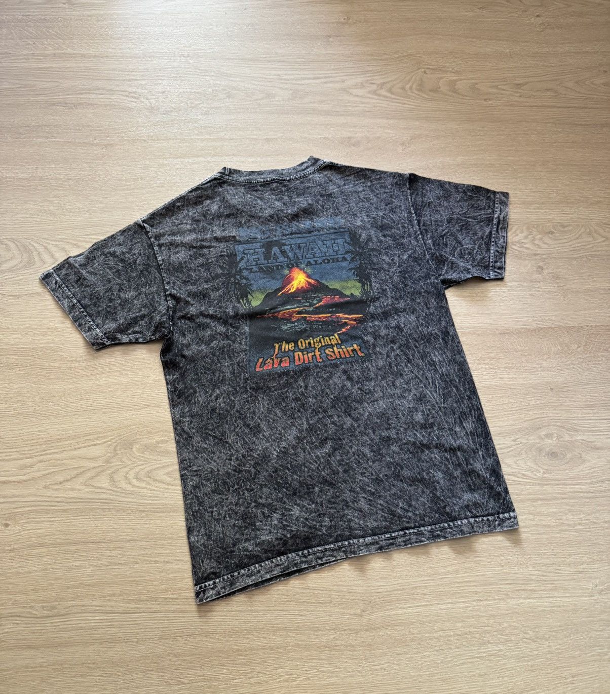 Japanese Brand Hawaiian Lava Dirt All Over Print Made In Hawaii T-Shirt Size US M / EU 48-50 / 2 - 3 Thumbnail