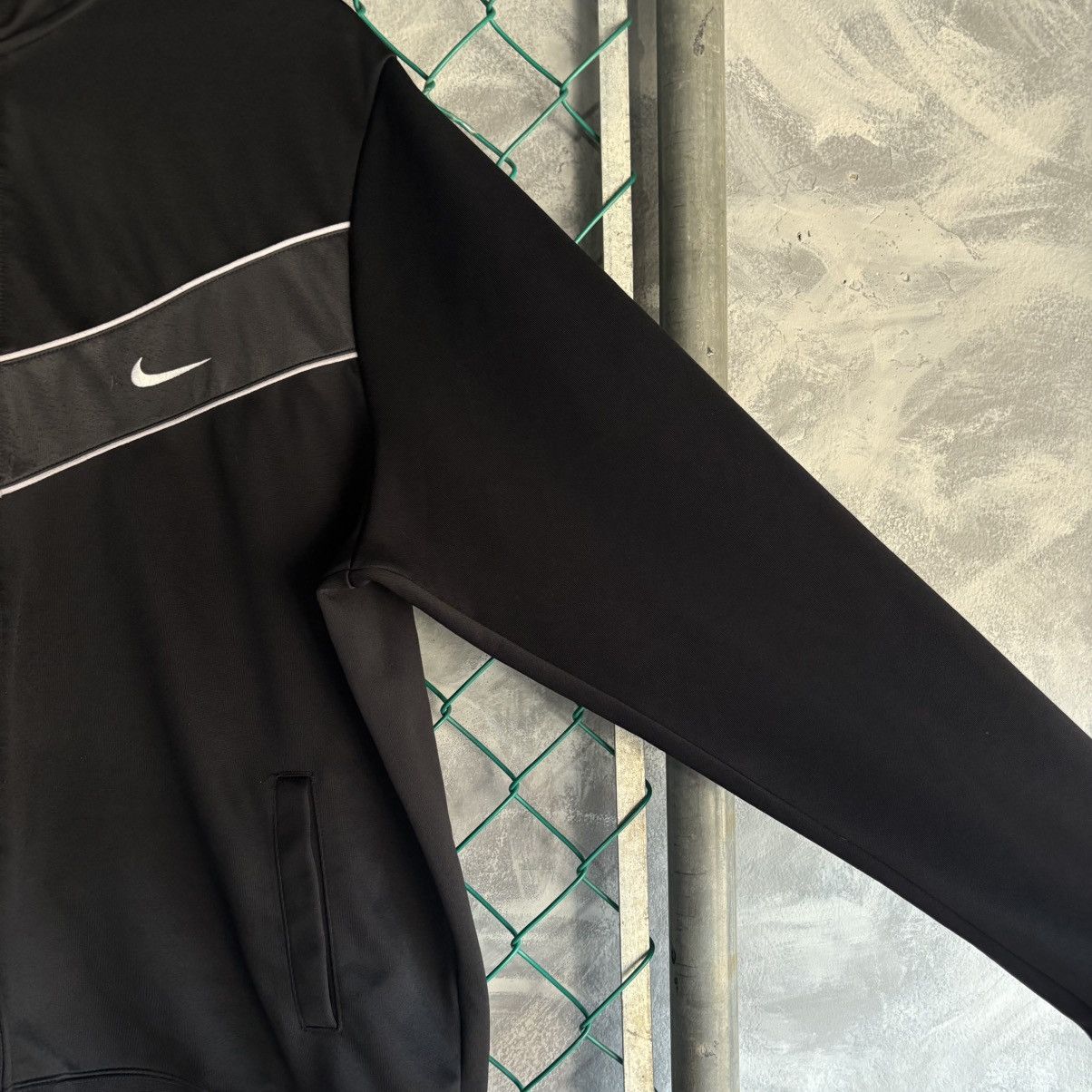 Nike Vintage Nike Track Jacket Embroidered Zip Jacket Men's XXL Size US XXL / EU 58 / 5 - 4 Thumbnail