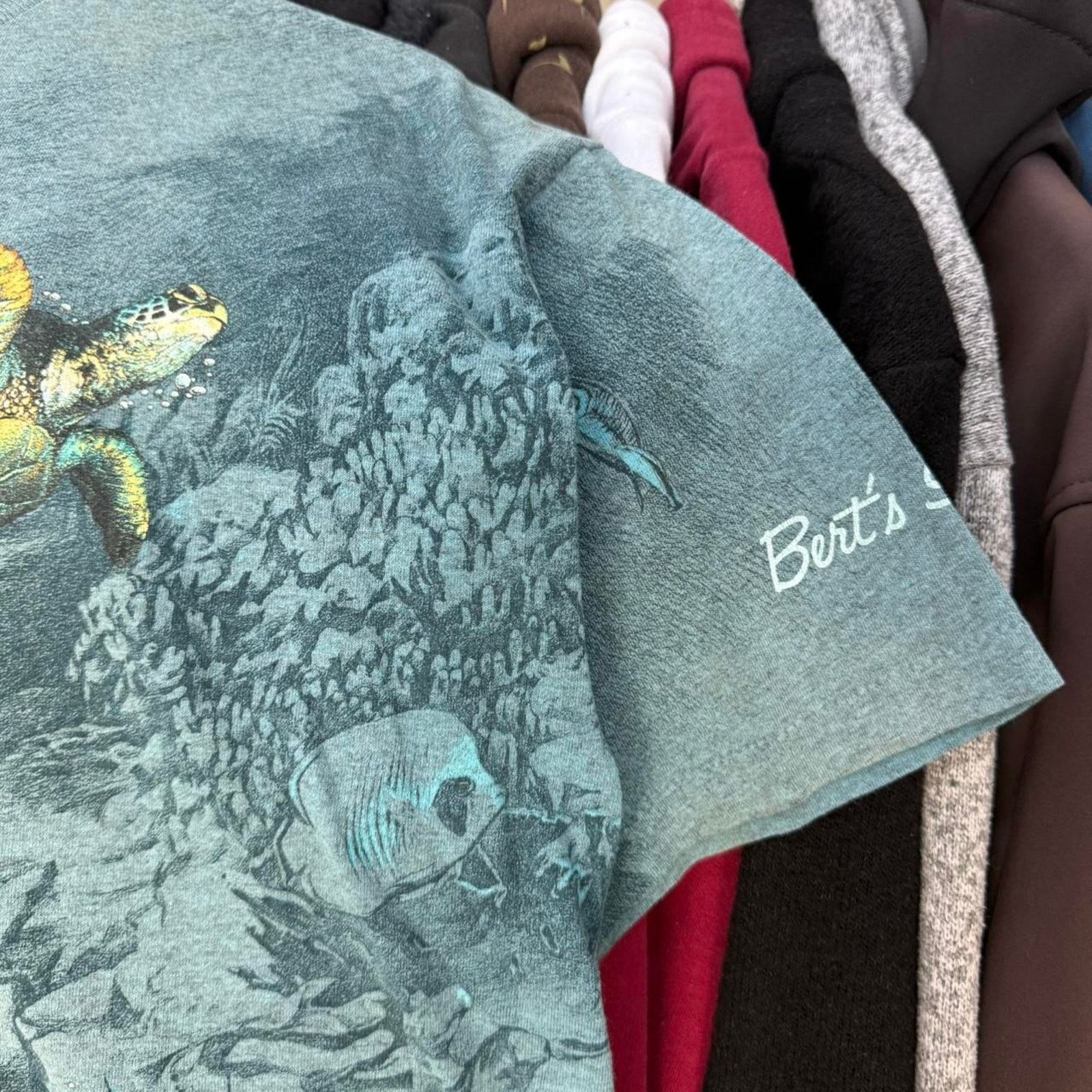 Other Vintage 90s Sea Turtle Surf All Over Print T-Shirt Size US L / EU 52-54 / 3 - 3 Thumbnail