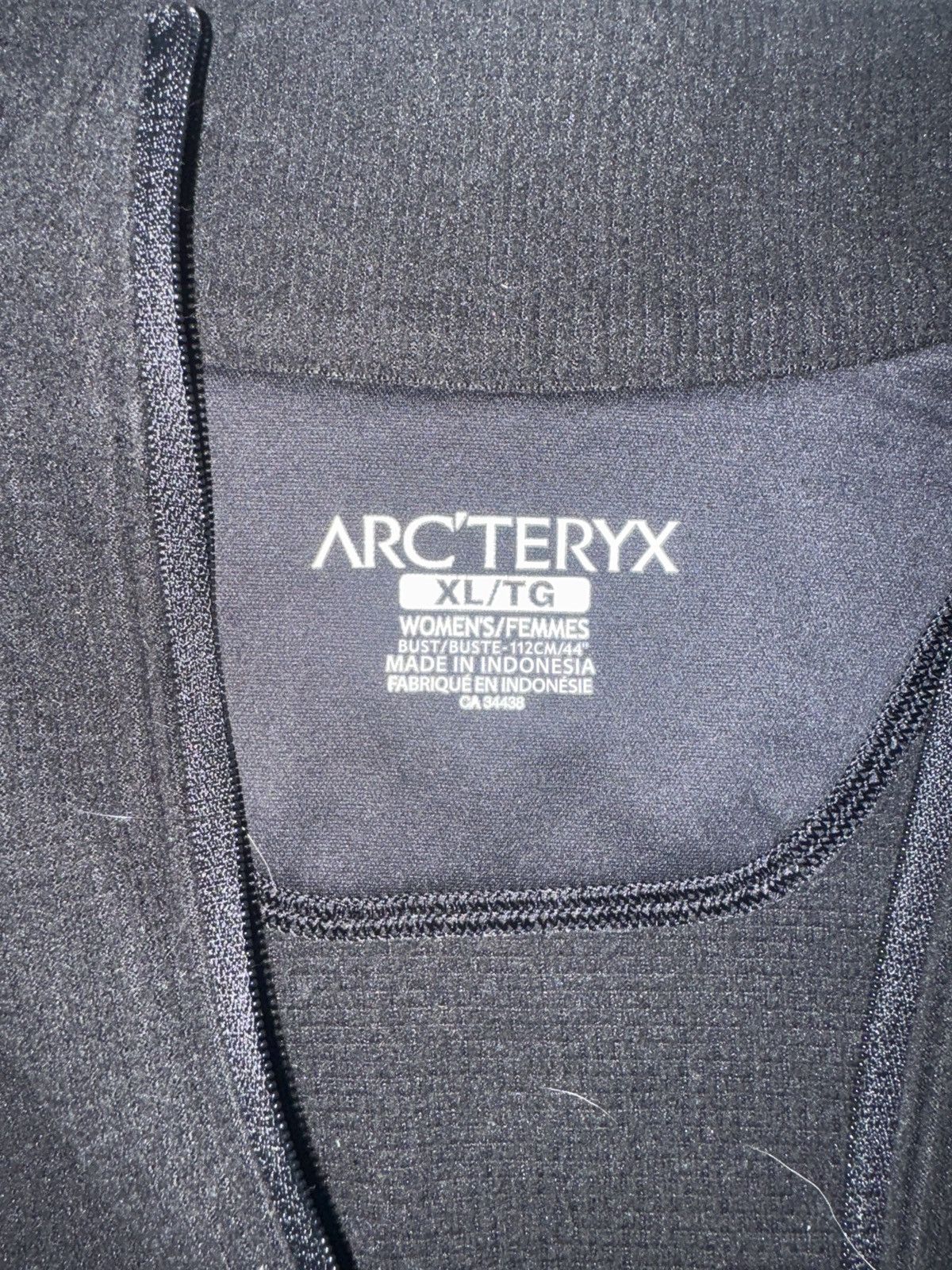 Arc'teryx × Vintage Women's Arc'terex 1/4 zip Size XL / US 12-14 / IT 48-50 - 3 Thumbnail