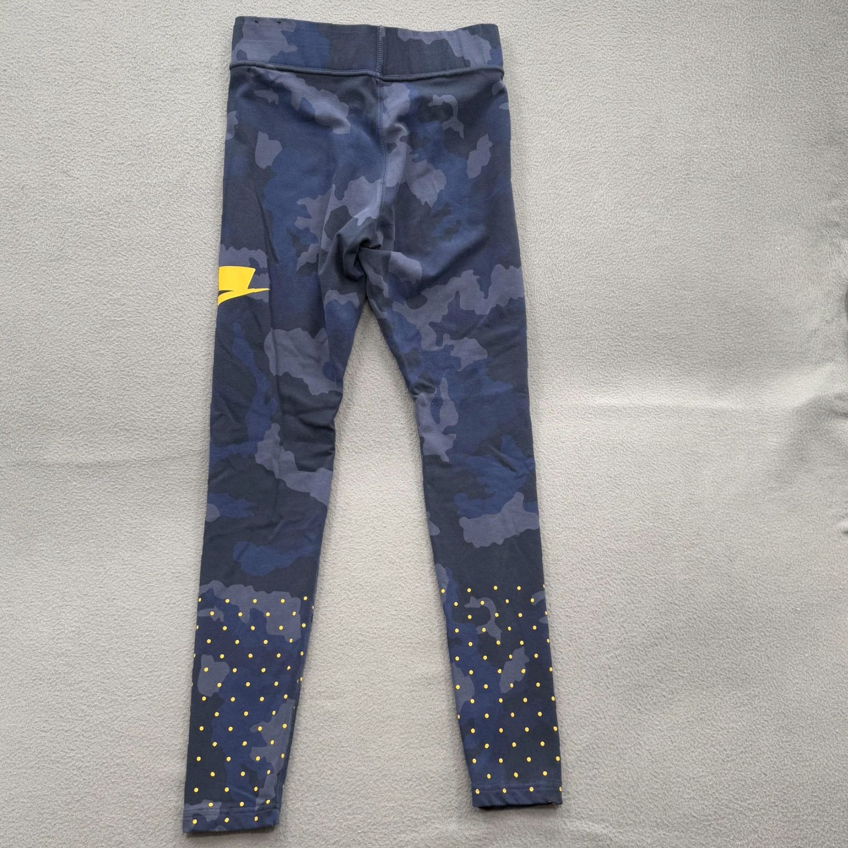 Nike Nike Leggings Women S Small Blue Camouflage Polka Dot Swoosh Athletic Pants Yoga Size 28" / US 6 / IT 42 - 2 Thumbnail