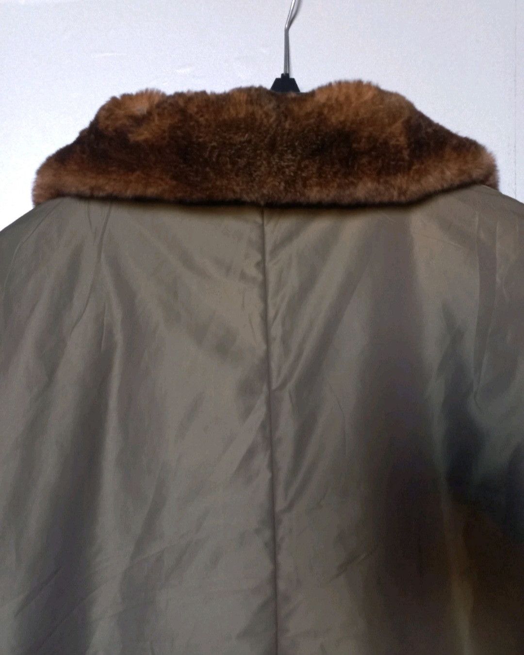 Max Mara Max Mara Jacket Coat With Fur Winter Khaki Usa 8 GB 10 Size M / US 6-8 / IT 42-44 - 13 Thumbnail