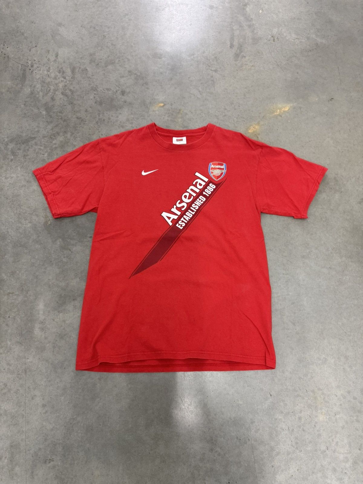 Nike Arsenal FC Nike Soccer Vintage T Shirt 1886 Y2K 2000s Medium Size US M / EU 48-50 / 2 - 1 Thumbnail