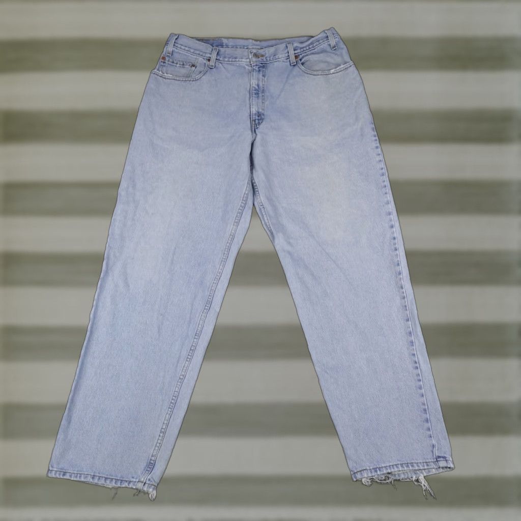 VINTAGE Levi's Jeans Mens 38x32 Blue Denim 570 Baggy Fit Light Wash 90s Hip Hop Western USA City Grunge 570 Jeans Mens Regular 38 Blue Denim
