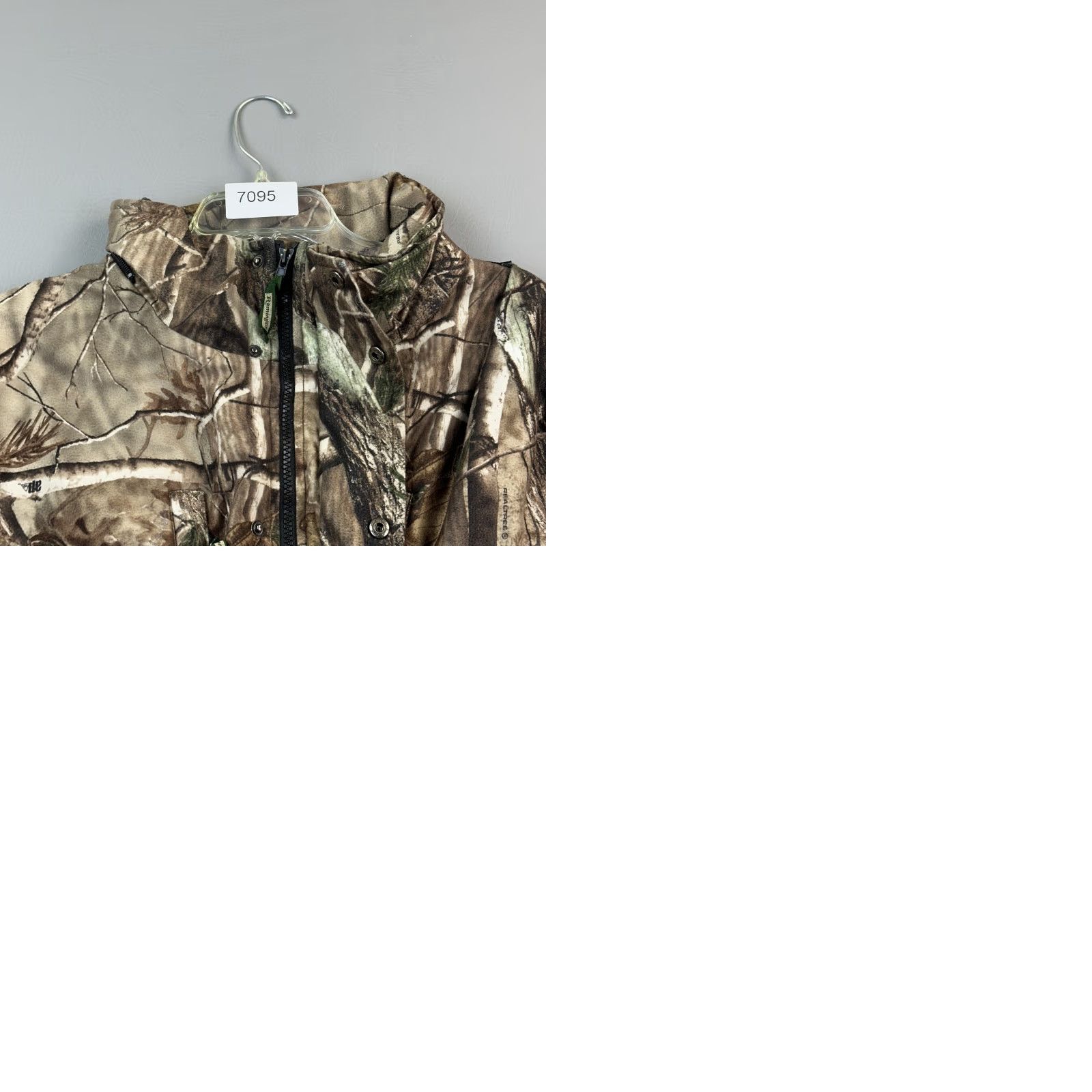 Realtree Remington Jacket Mens 2XL Realtree AP Camo Insulated Hunting Outdoor Size US XXL / EU 58 / 5 - 11 Thumbnail