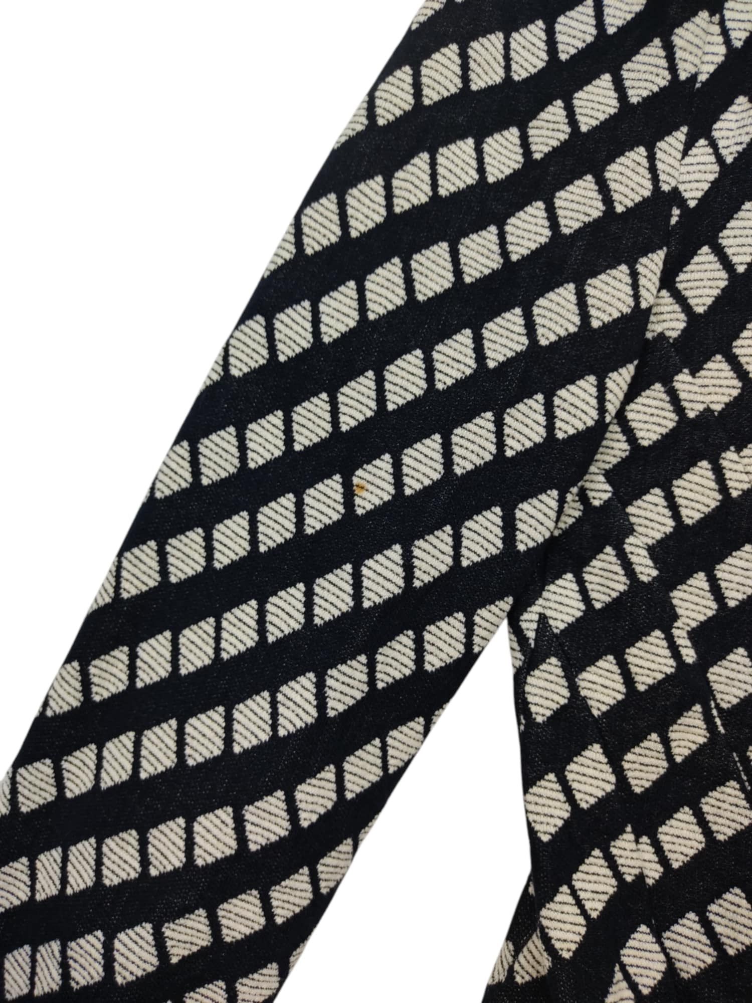 Armani VINTAGE Armani Italy Collezioni Cardigan Size S / US 4 / IT 40 - 6 Thumbnail
