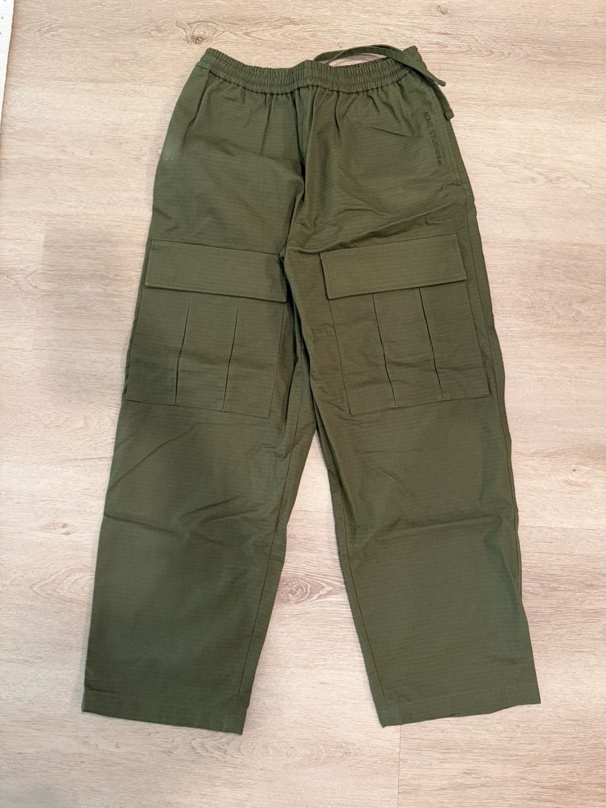 Acne Studios Acne Studios Cargo Trousers Olive Green FN-MN-TROU000844 Size US 32 / EU 48 - 1 Thumbnail
