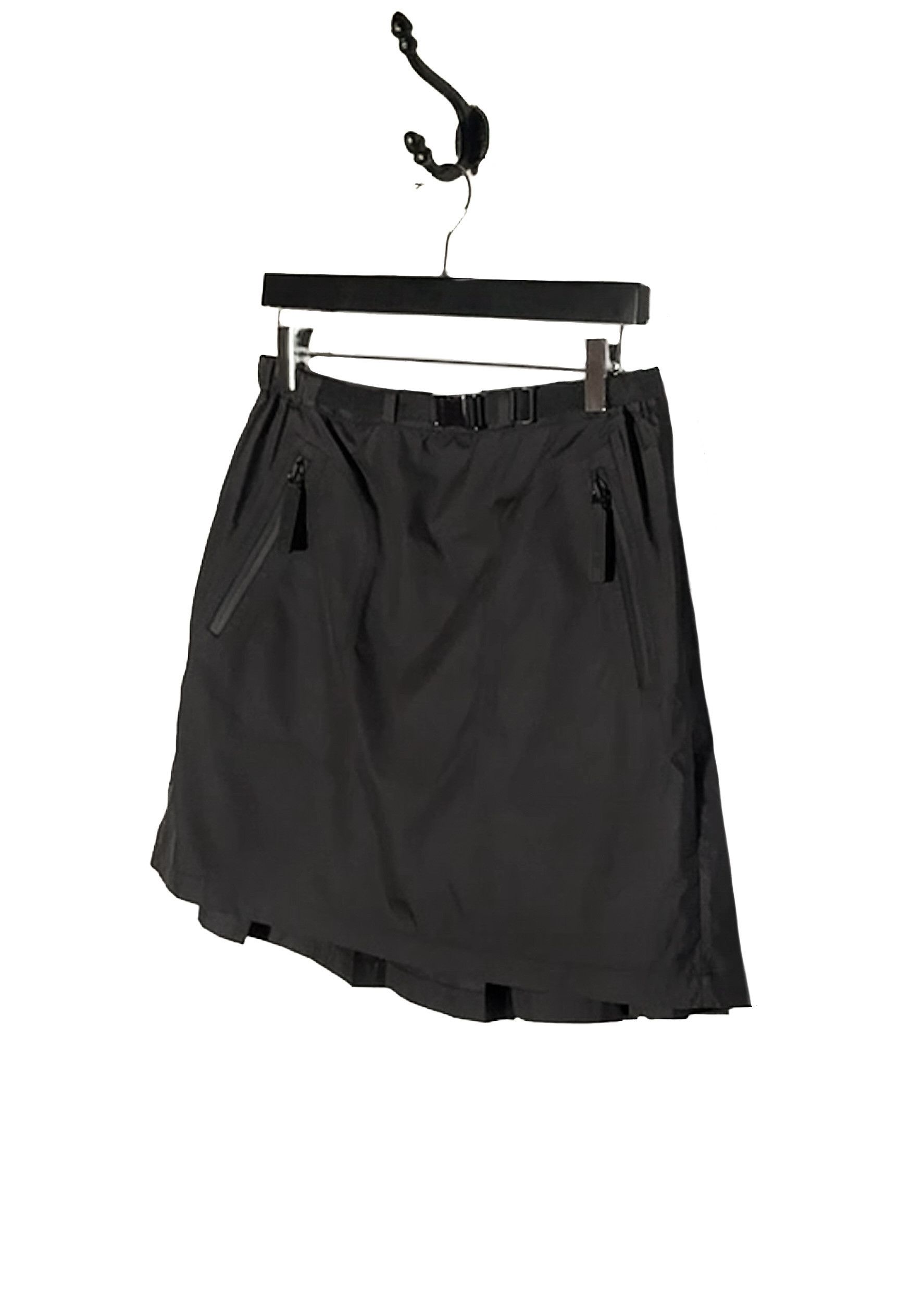 Dior Dior Black Utility Belted Rear-Pleated Mini Skirt Size 30" / US 8 / IT 44 - 2 Thumbnail