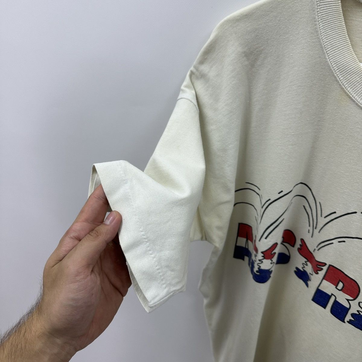 Vintage Vintage 90s Australia Surfing paradise single stitch tee y2k Size US XXL / EU 58 / 5 - 7 Thumbnail
