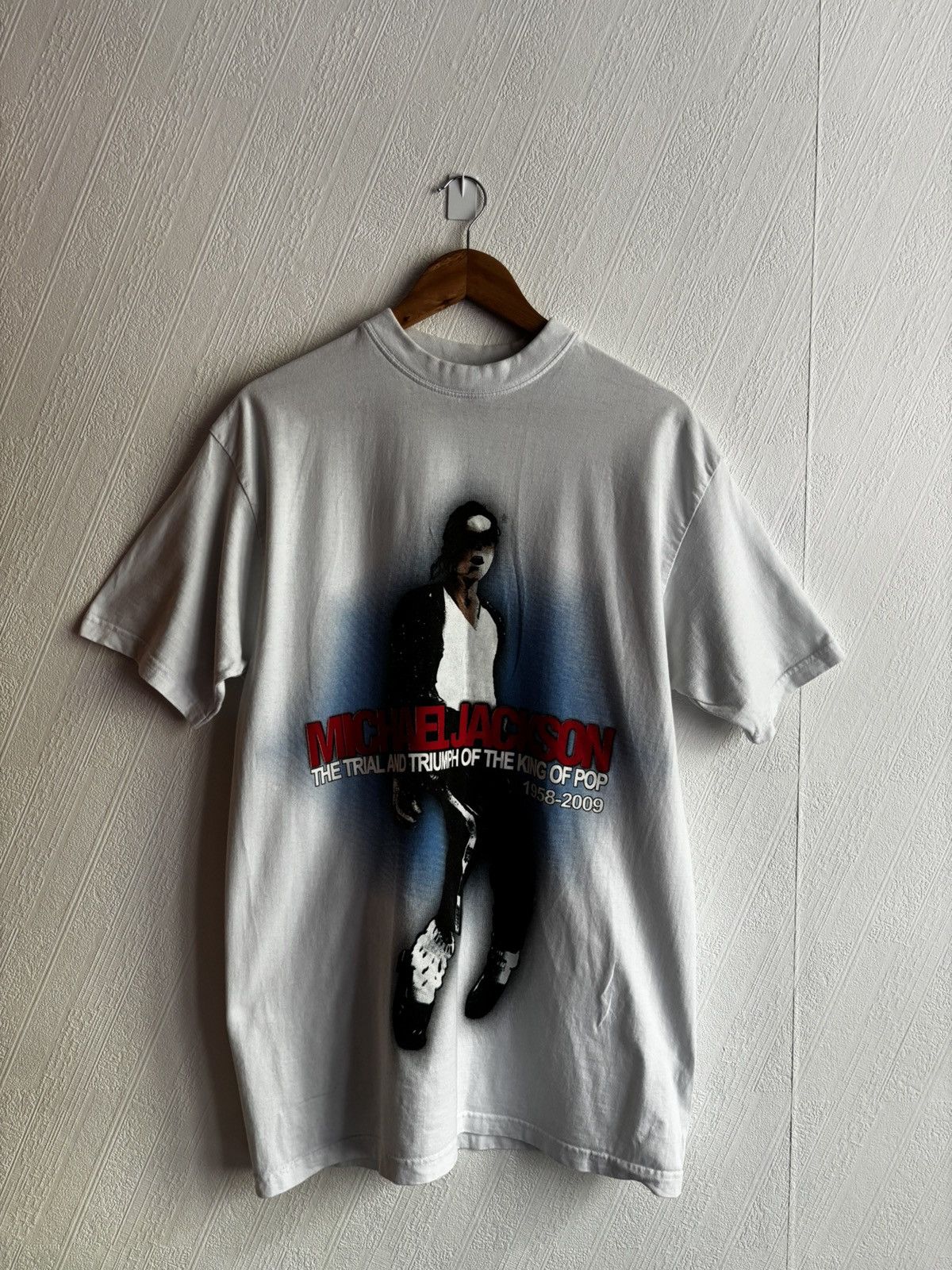 Vintage Vintage Michael Jackson King Of Pop Tee T-shirt Size US L / EU 52-54 / 3 - 2 Thumbnail