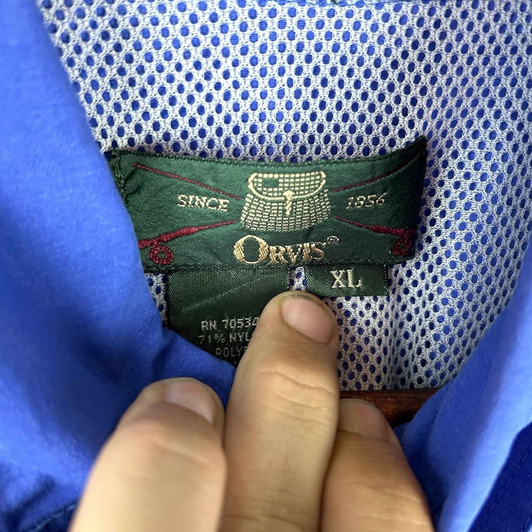 Orvis VINTAGE Orvis Fishing Shirt Men’s XL Blue Vented Front Pockets Roll Tab Sleeves Size US XL / EU 56 / 4 - 7 Thumbnail