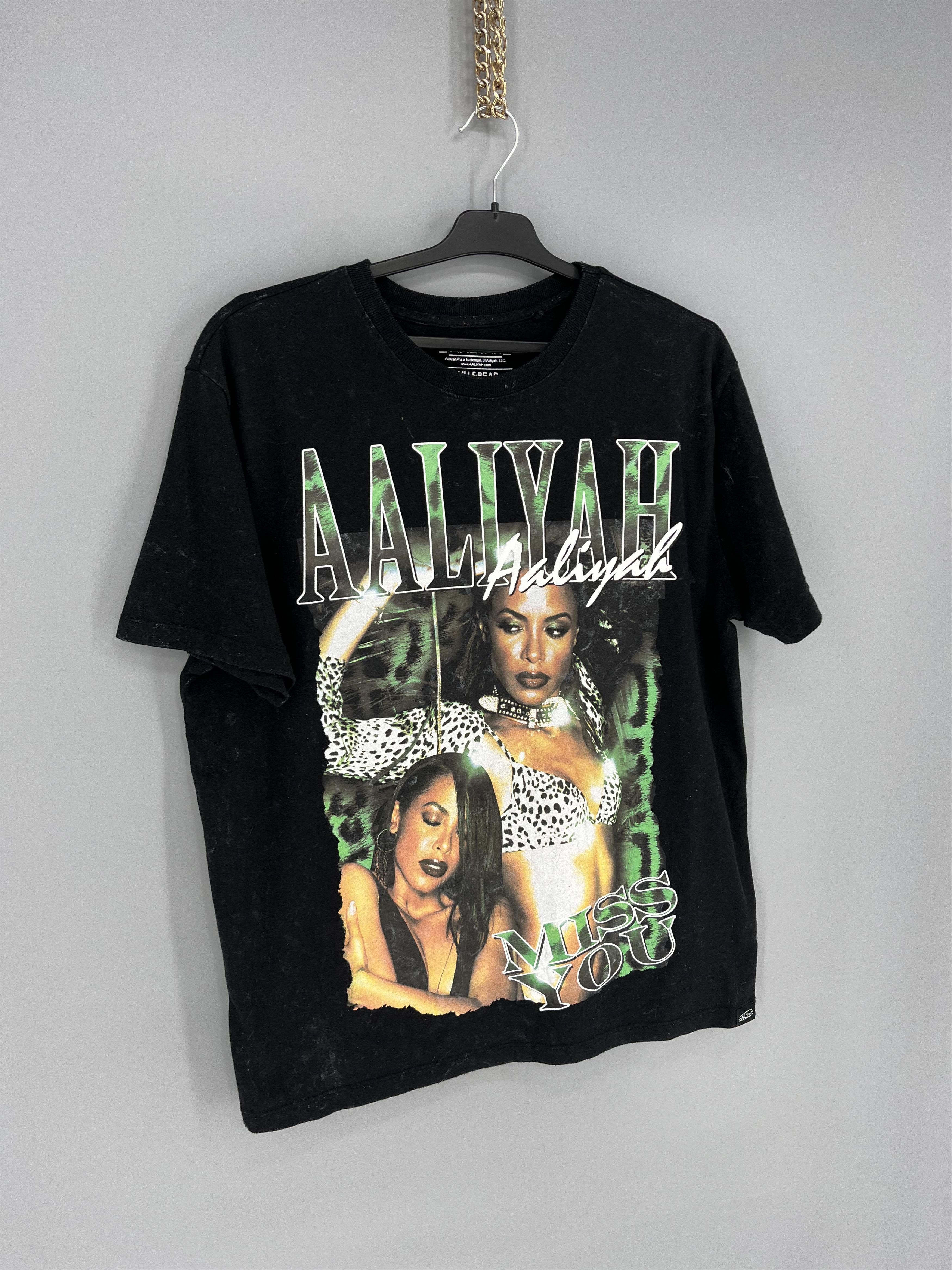 Rap Tees Vintage Aaliyah Graphic Big Logo Girl Rap band tee Size US L / EU 52-54 / 3 - 2 Thumbnail