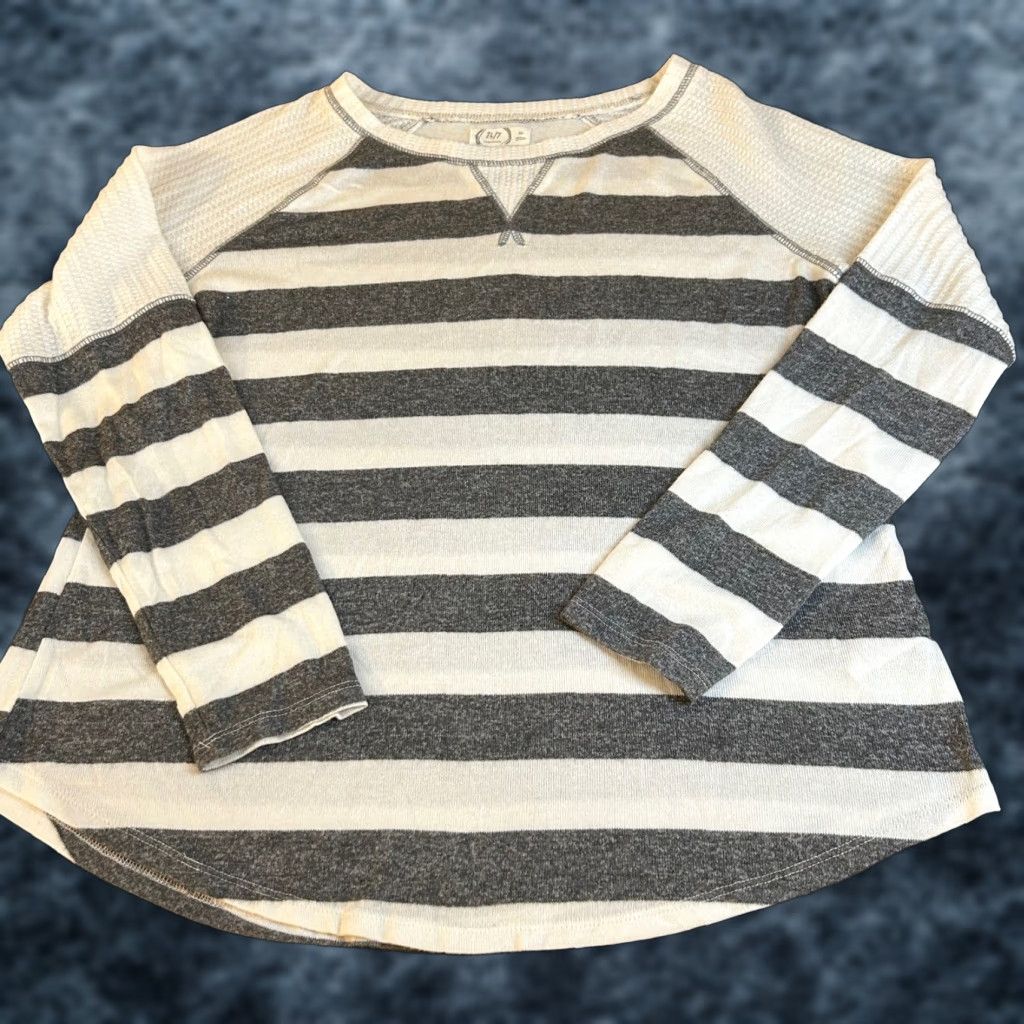 Vintage 24/7 maurices Tunic Top Raglan Sleeve Striped Shirt Womens Medium M Gray Size M / US 6-8 / IT 42-44 - 1 Thumbnail