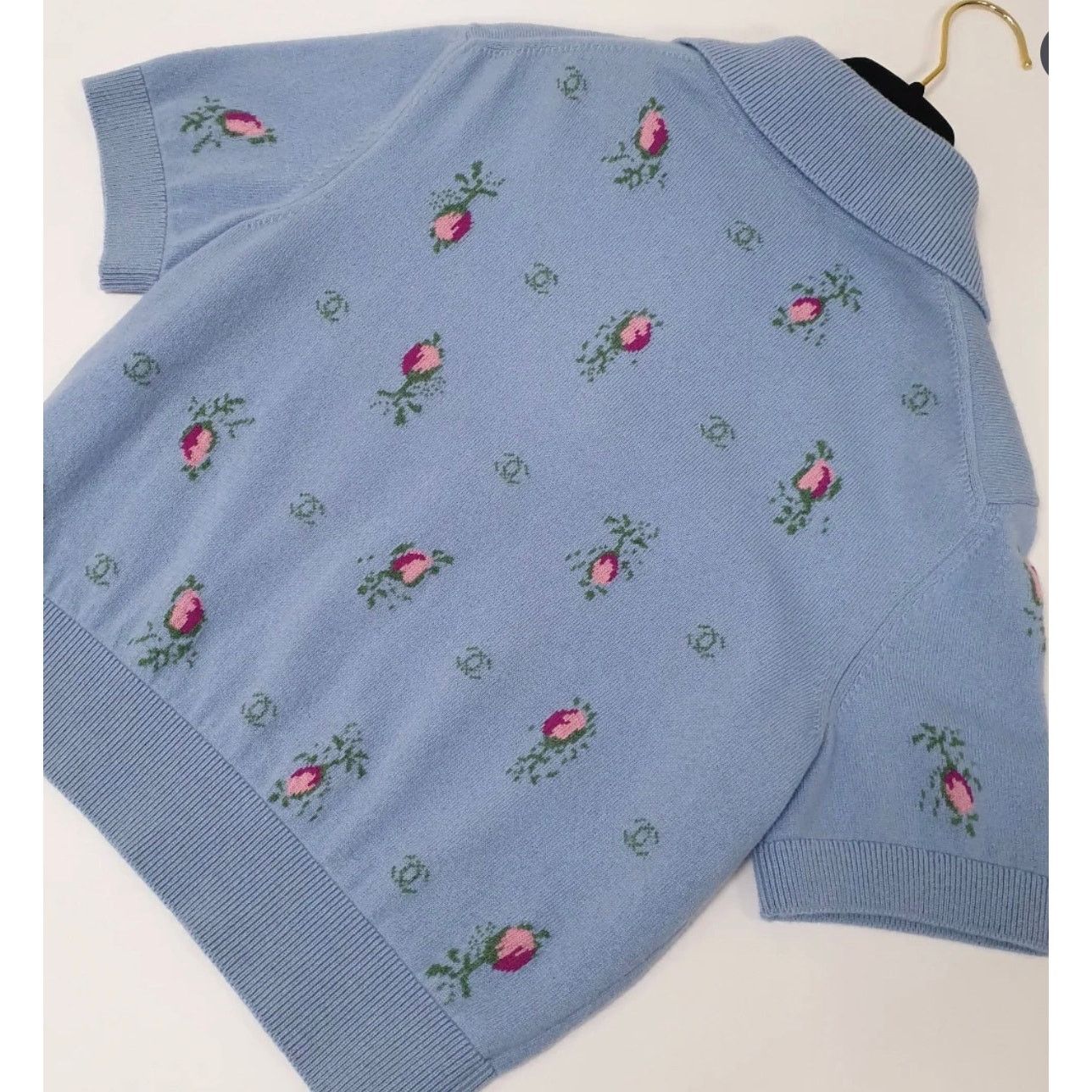 Chanel CHANEL Light Blue Floral Cashmere Knit Polo Top Sz. 38 Size S / US 4 / IT 40 - 2 Thumbnail