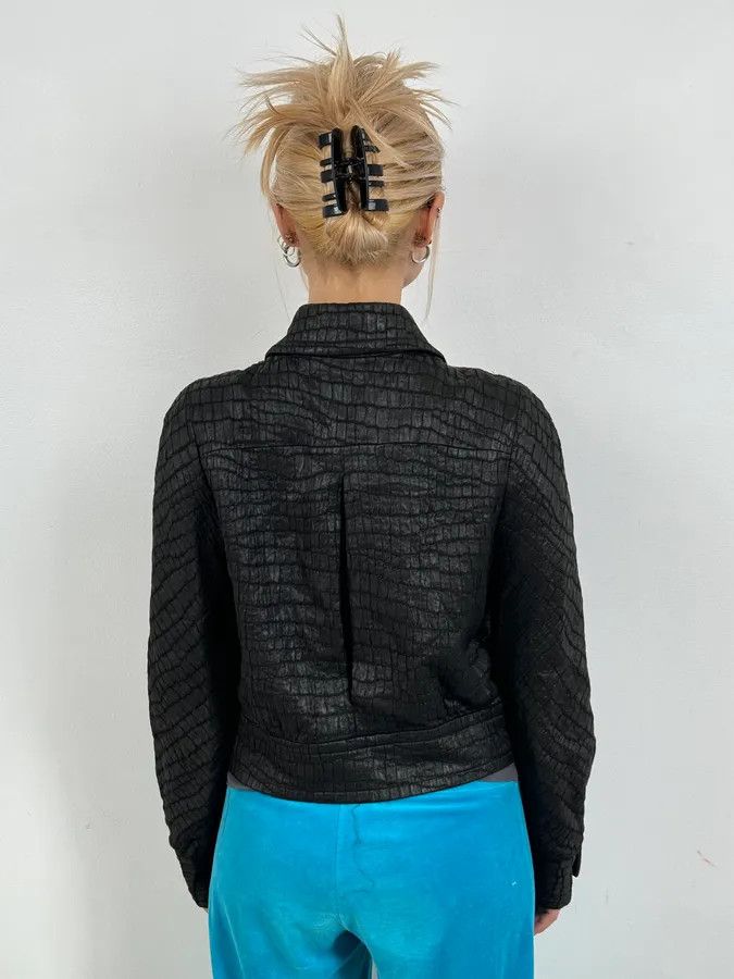 Dries Van Noten Dries Van Noten Black Crocodile Effect Cropped Jacket Size S / US 4 / IT 40 - 3 Thumbnail