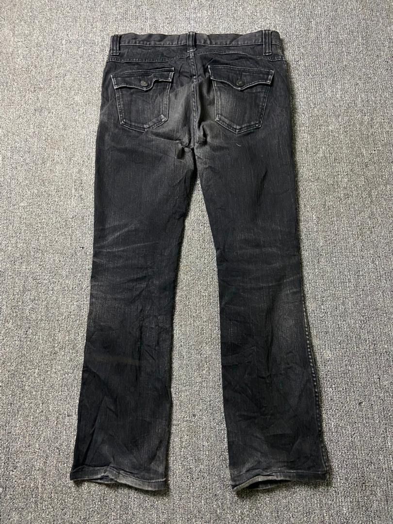 Uniqlo Uniqlo J Distressed Jeans (186) Size US 32 / EU 48 - 2 Thumbnail