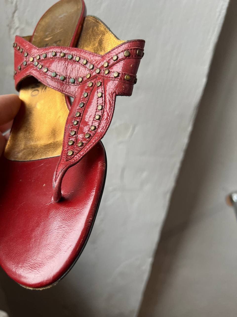 Salvatore Ferragamo SALVATORE FERRAGAMO RED GOLD LEATHER PATERN SLIDE SANDALS 38 Size US 8 / IT 38 - 8 Thumbnail