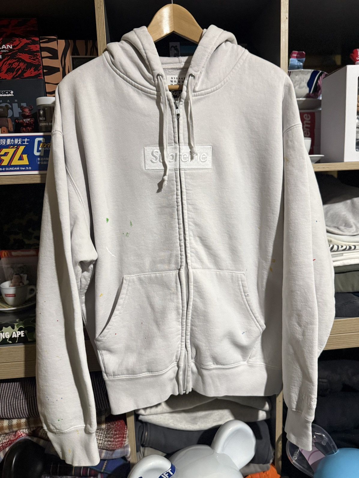 Supreme Supreme Maison Margiela White Box Logo Zip-Up Hoodie Size US L / EU 52-54 / 3 - 2 Thumbnail