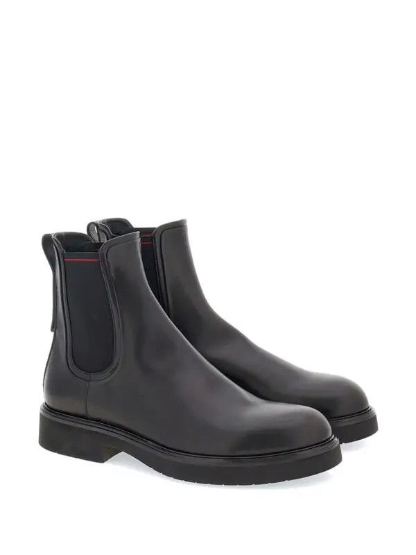 Salvatore Ferragamo o1s1rm0126 Leather Chelsea Boots in Black Size US 12 / EU 45 - 2 Thumbnail