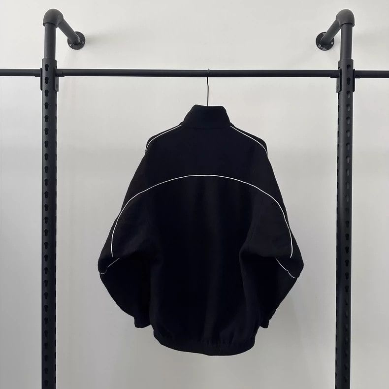 Balenciaga Balenciaga SS21 SportyB embroidered logo polar fleece jacke Size US S / EU 44-46 / 1 - 2 Thumbnail