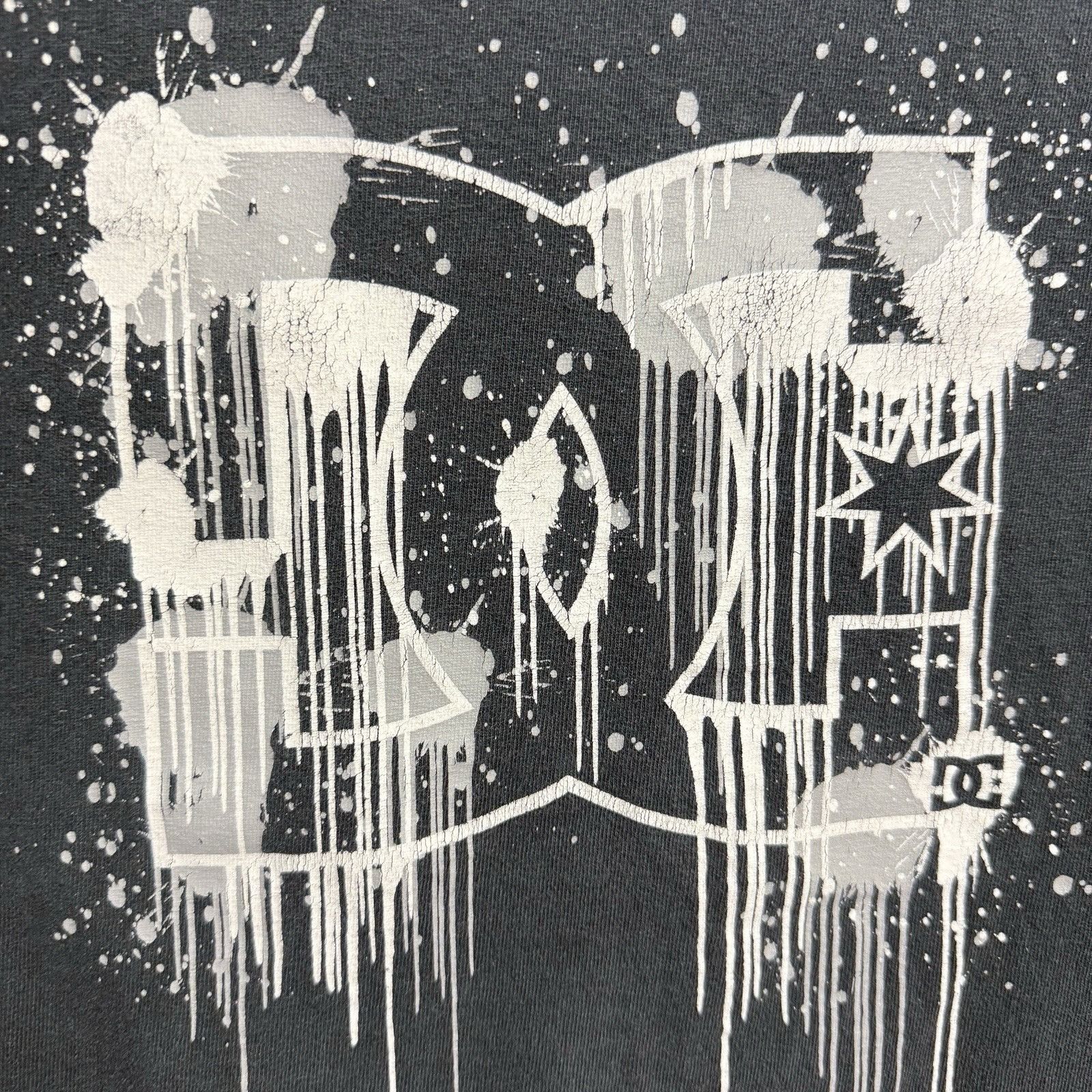 DC DC Shoes T Shirt Mens Medium Faded Black Y2K Skate Size US M / EU 48-50 / 2 - 5 Thumbnail