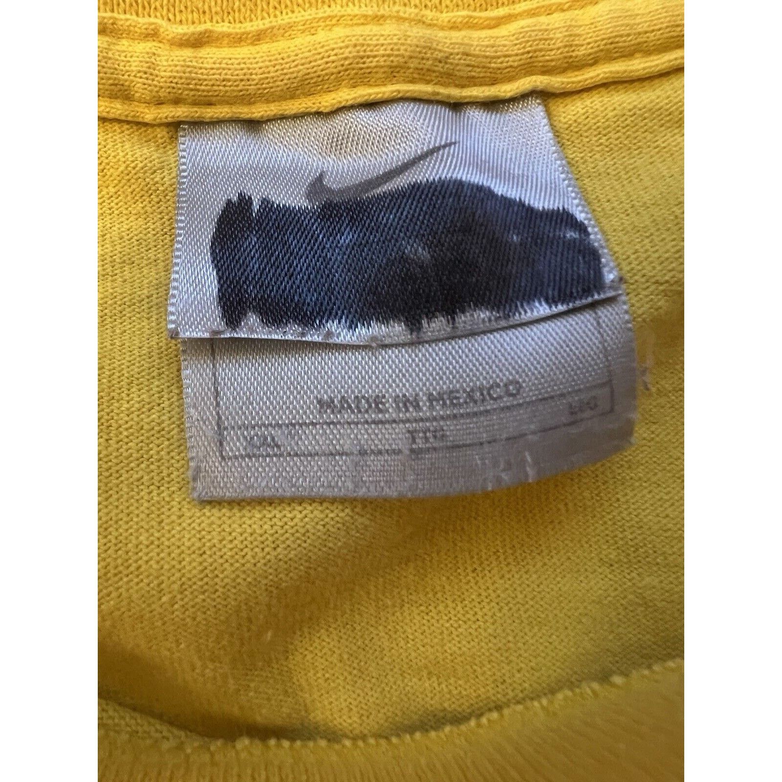 Nike Vintage Y2K Nike Mens Sz 2XL Shirt Swoosh Logo Skater Yellow Size US XXL / EU 58 / 5 - 3 Thumbnail