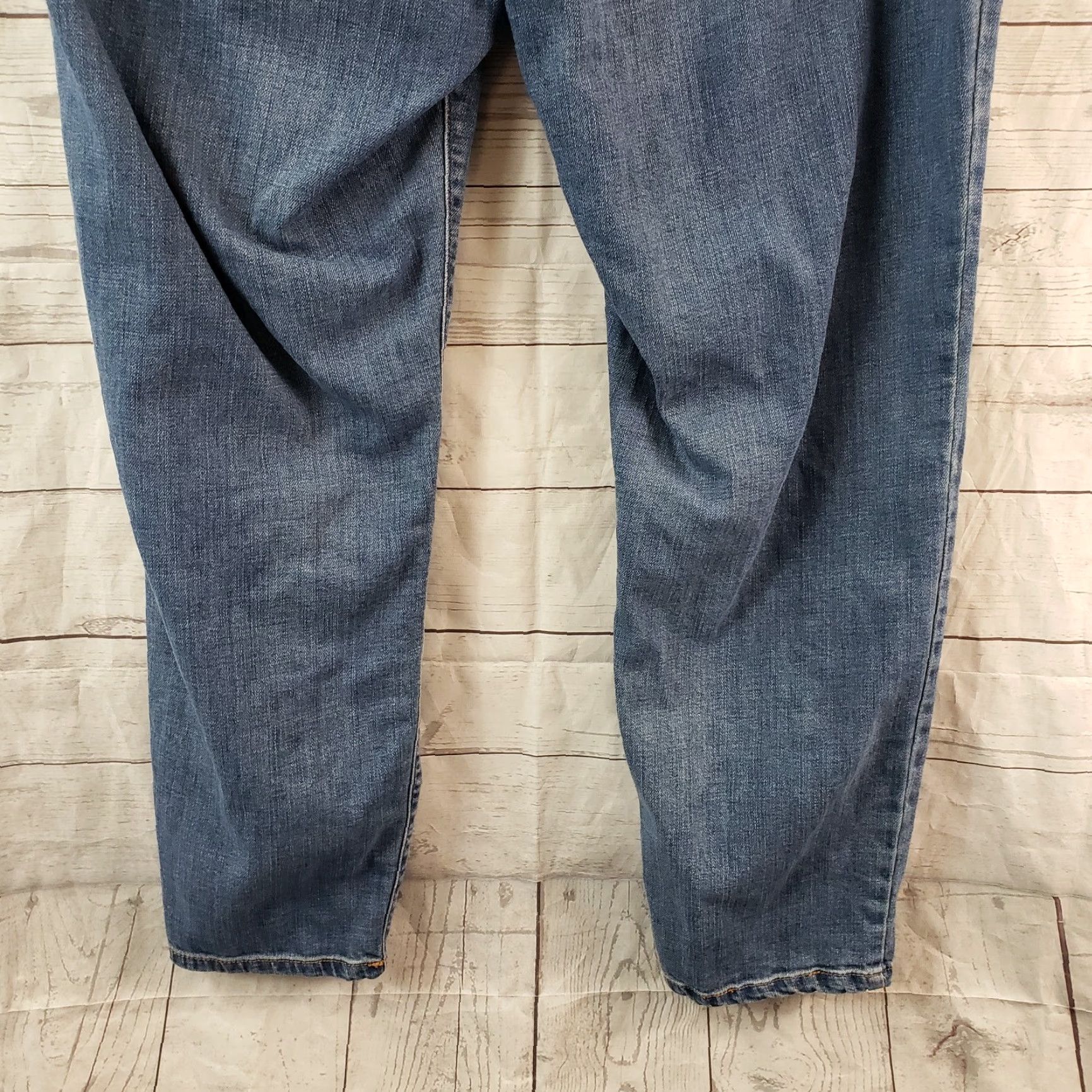 Frye Frye Jeans Womens Size 14 Blue High Rise Cotton Blend Denim 28.5 Inseam Womens Jeans Boyfriend Rise 11" Regular Pattern Solid Zip Vintage N/A Size 36" / US 14 / IT 50 - 5 Thumbnail