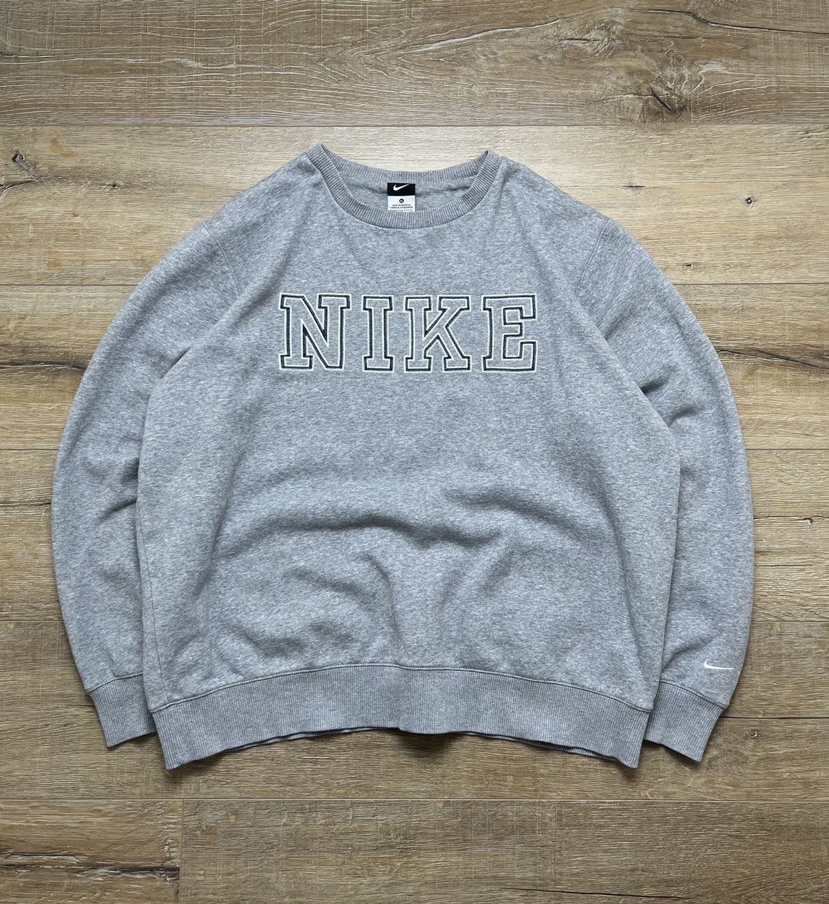 Nike VTG NIKE BIG LOGO SWEATSHIRT 90S Size US XL / EU 56 / 4 - 1 Thumbnail