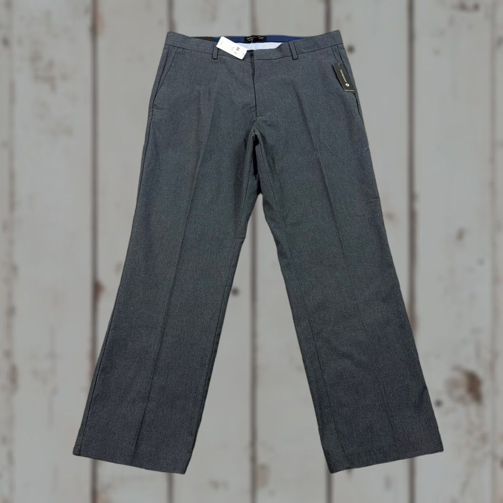 Banana Republic Banana Republic Pants Mens 36 Gray Slim Tailored Pleated Dress Business Non-Iron Dress Pants Mens Slim Gray 36 Size US 35 - 1 Thumbnail