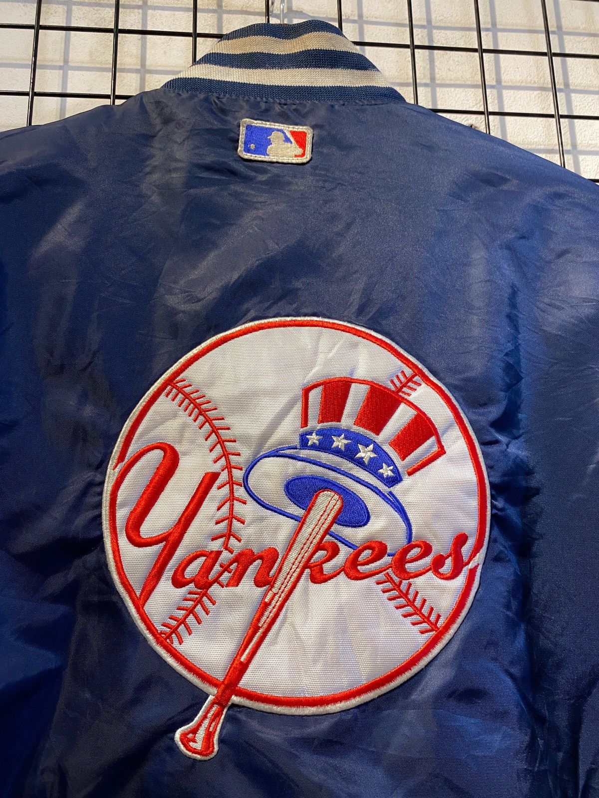Starter Rare 🔥 Starter MLB Yankees Logo Backhit Varsity Size US L / EU 52-54 / 3 - 4 Thumbnail