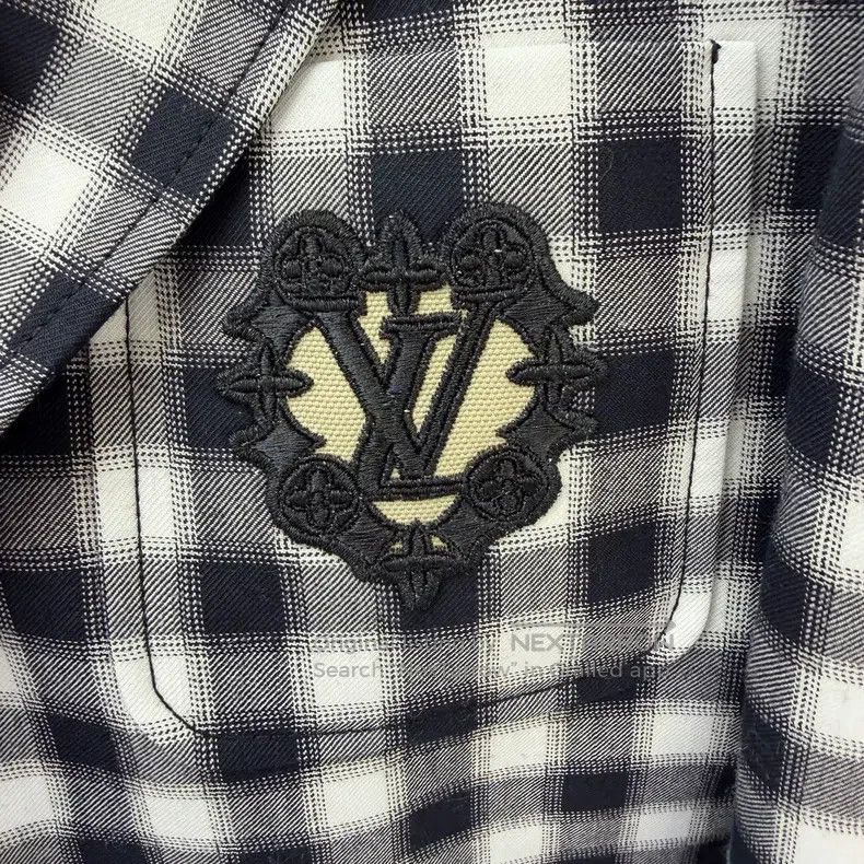 Louis Vuitton Louis Vuitton Plaid single-breasted blazer Size XS / US 0-2 / IT 36-38 - 5 Thumbnail