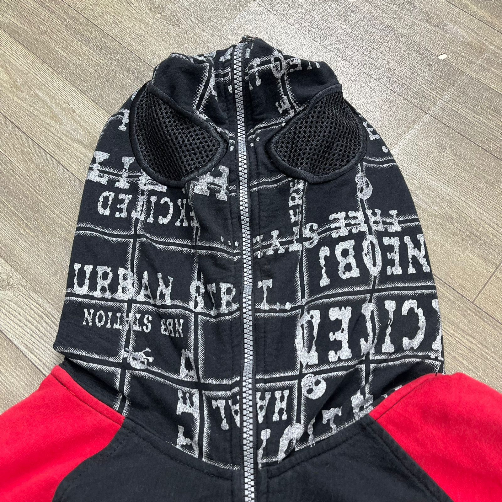 Japanese Brand 2000s Behaviour Urban Street Full Mask Half Zip Hoodie Y2K Size US M / EU 48-50 / 2 - 3 Thumbnail