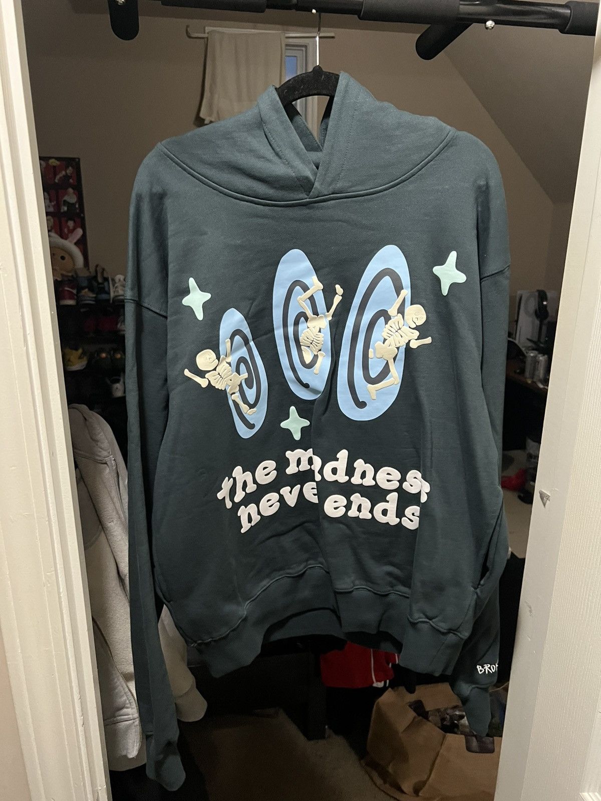 Broken Planet Broken Planet ‘The Madness Never Ends’ Hoodie Size US M / EU 48-50 / 2 - 1 Thumbnail
