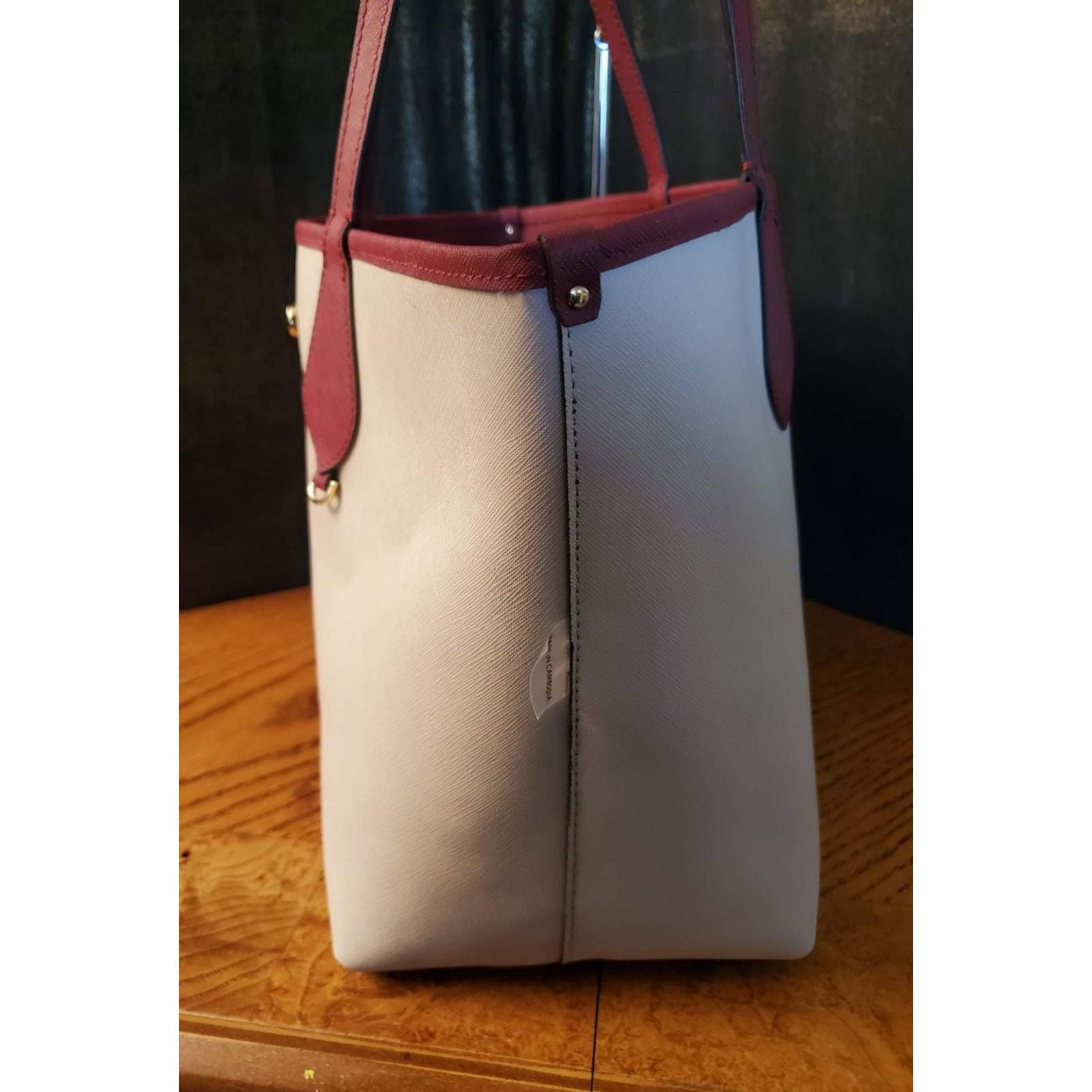 Michael Kors Michael Kors Reversible Tote Burgundy Cream & Leather Insert Size ONE SIZE - 11 Thumbnail