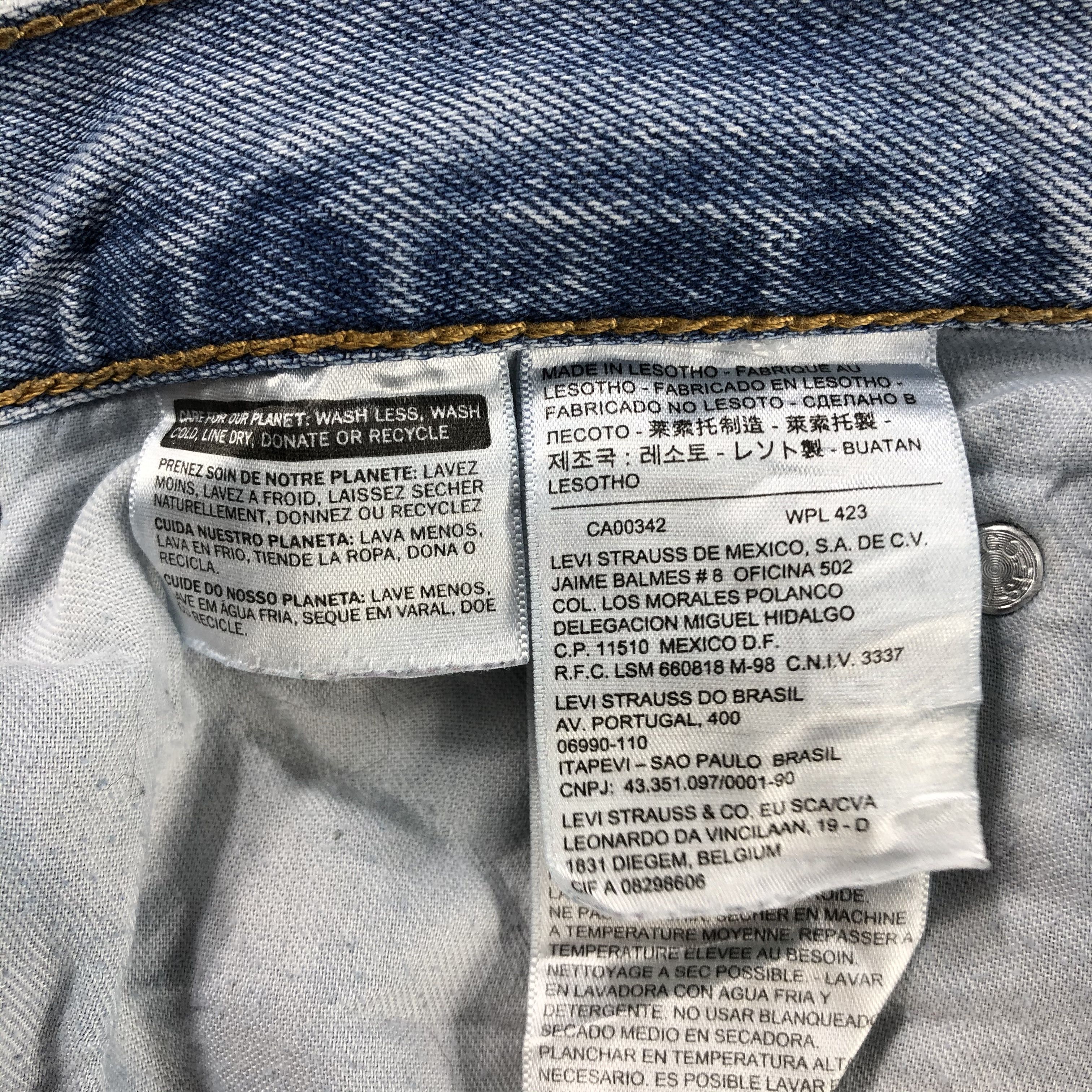 Levi's Vintage Light Wash Levis 550 Jeans-J2272 Size US 35 - 13 Thumbnail