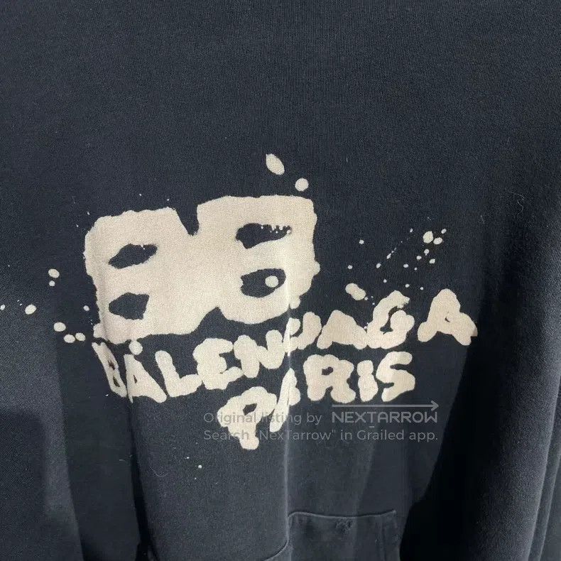Balenciaga Balenciaga Double B Graffiti Hoodie Size US XL / EU 56 / 4 - 4 Thumbnail