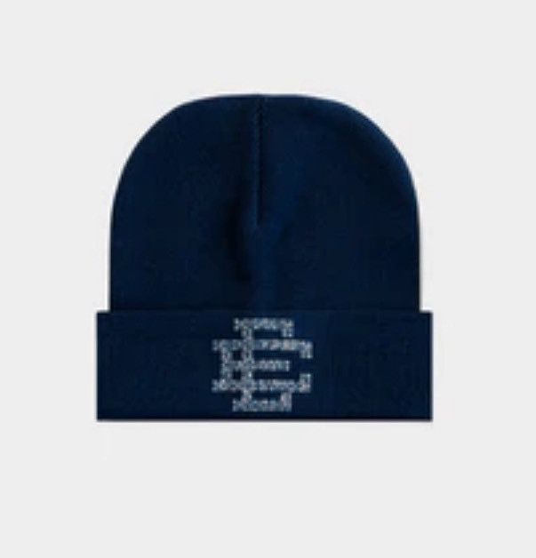 Eric Emanuel Eric Emanuel EE navy winter beanie w Swarovski crystals Size ONE SIZE - 1 Thumbnail