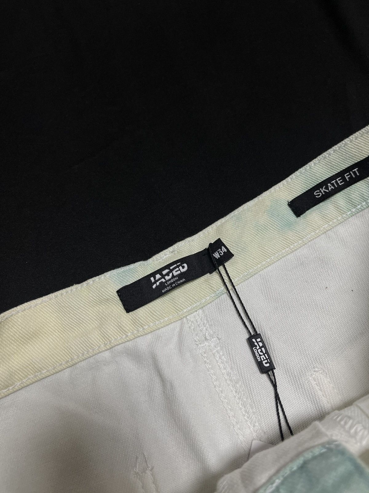 Jaded London Rare Jaded London Eagle Print Skate Fit Casual Pants W34 Size US 34 / EU 50 - 3 Thumbnail