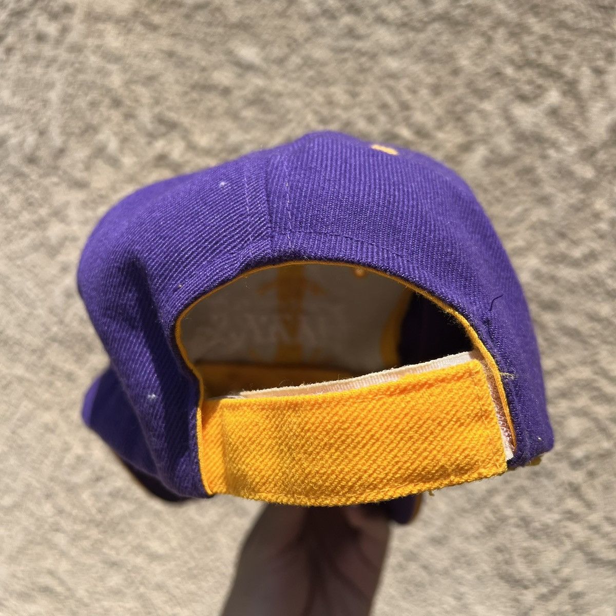 NBA × Vintage vintage los angeles lakers embroidered purple velcro hat Size ONE SIZE - 2 Thumbnail
