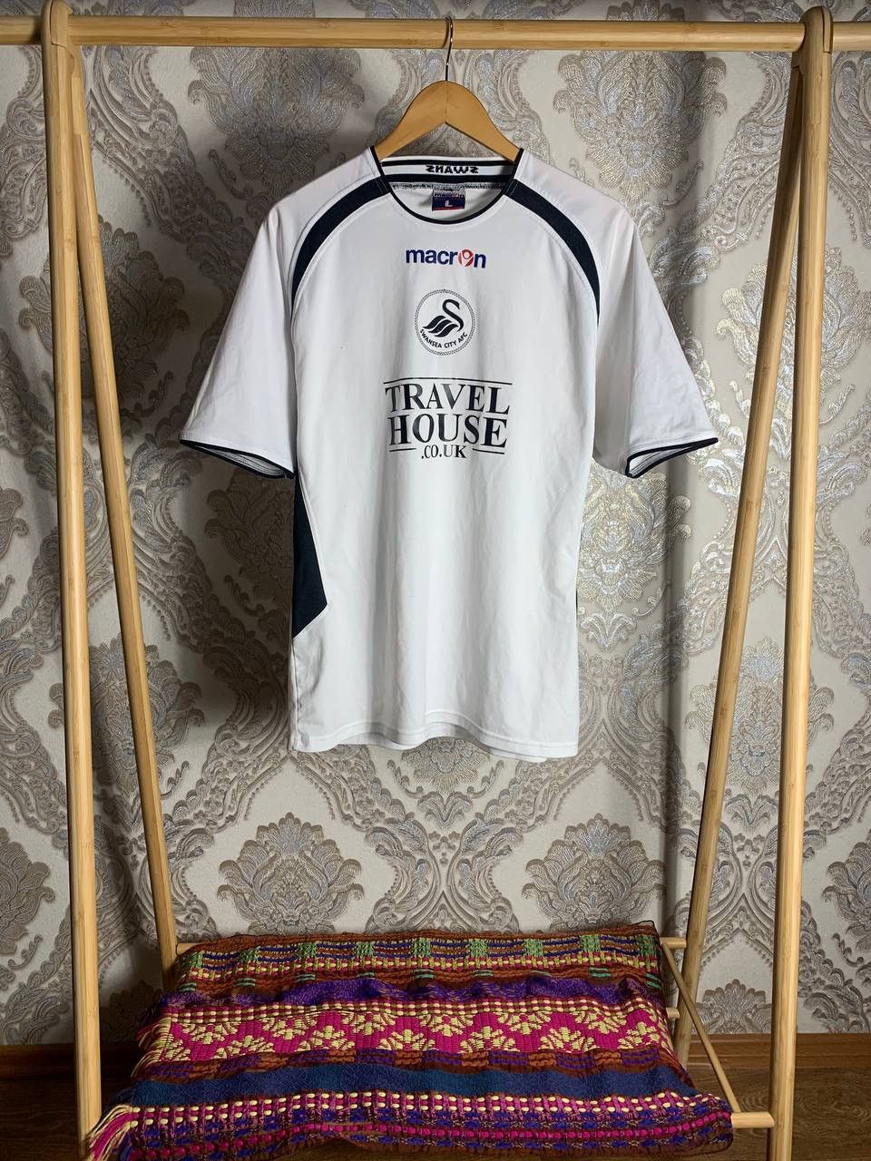 Vintage VERY RARE MACRON FC SWANSEA CITY ENGLAND SOCCER JERSEY RETRO Size US L / EU 52-54 / 3 - 1 Thumbnail