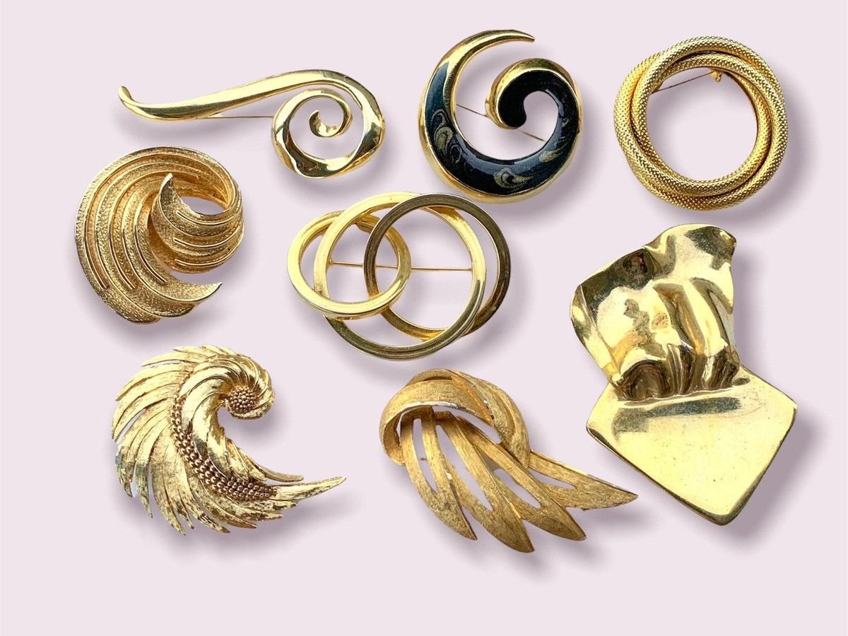 Vintage Costume Brooch Lot Gold Vintage High End Statement Jewelry Size ONE SIZE - 3 Thumbnail