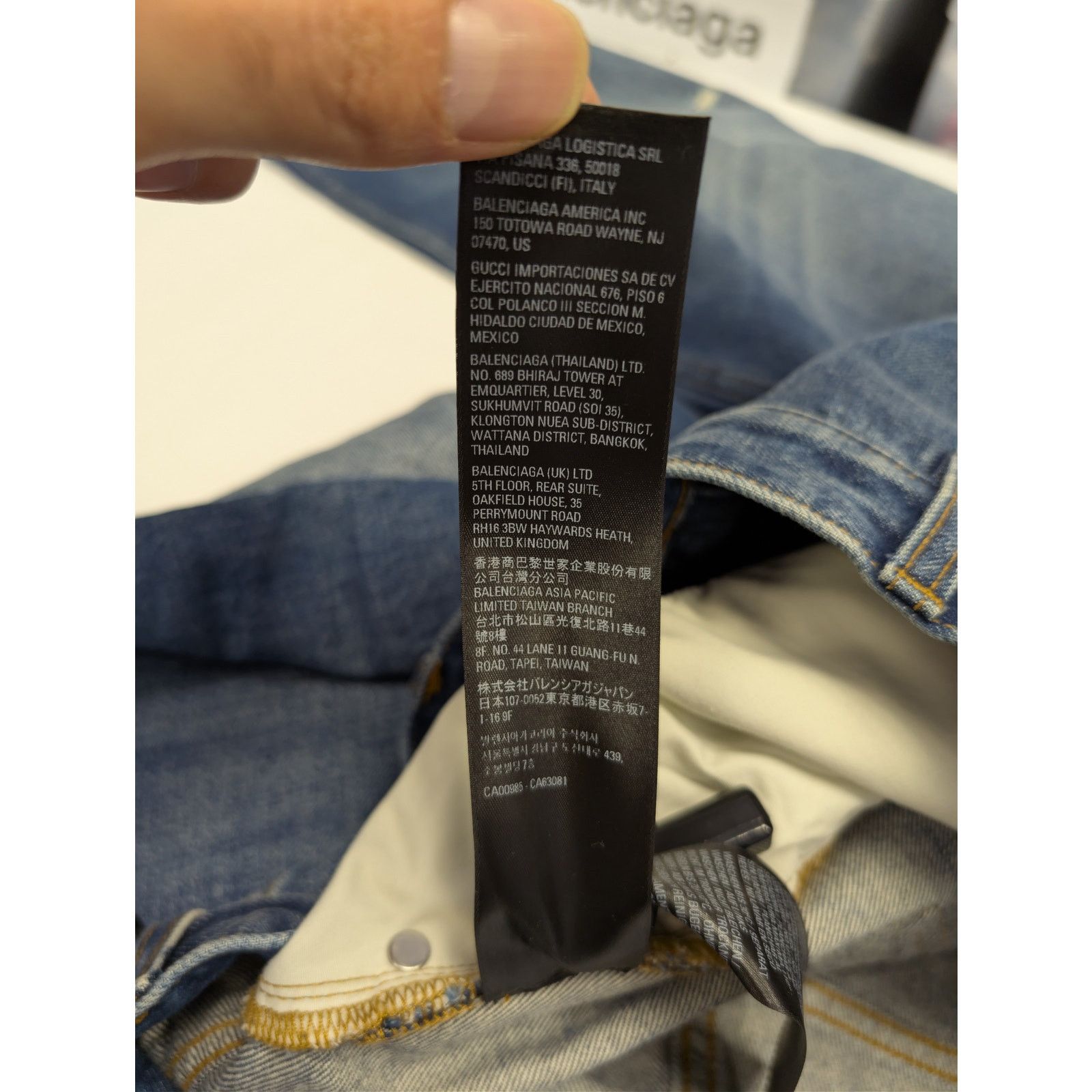 Balenciaga o1rshd1 Organic Vintage Denim Large Pants in Blue Size US 30 / EU 46 - 22 Thumbnail