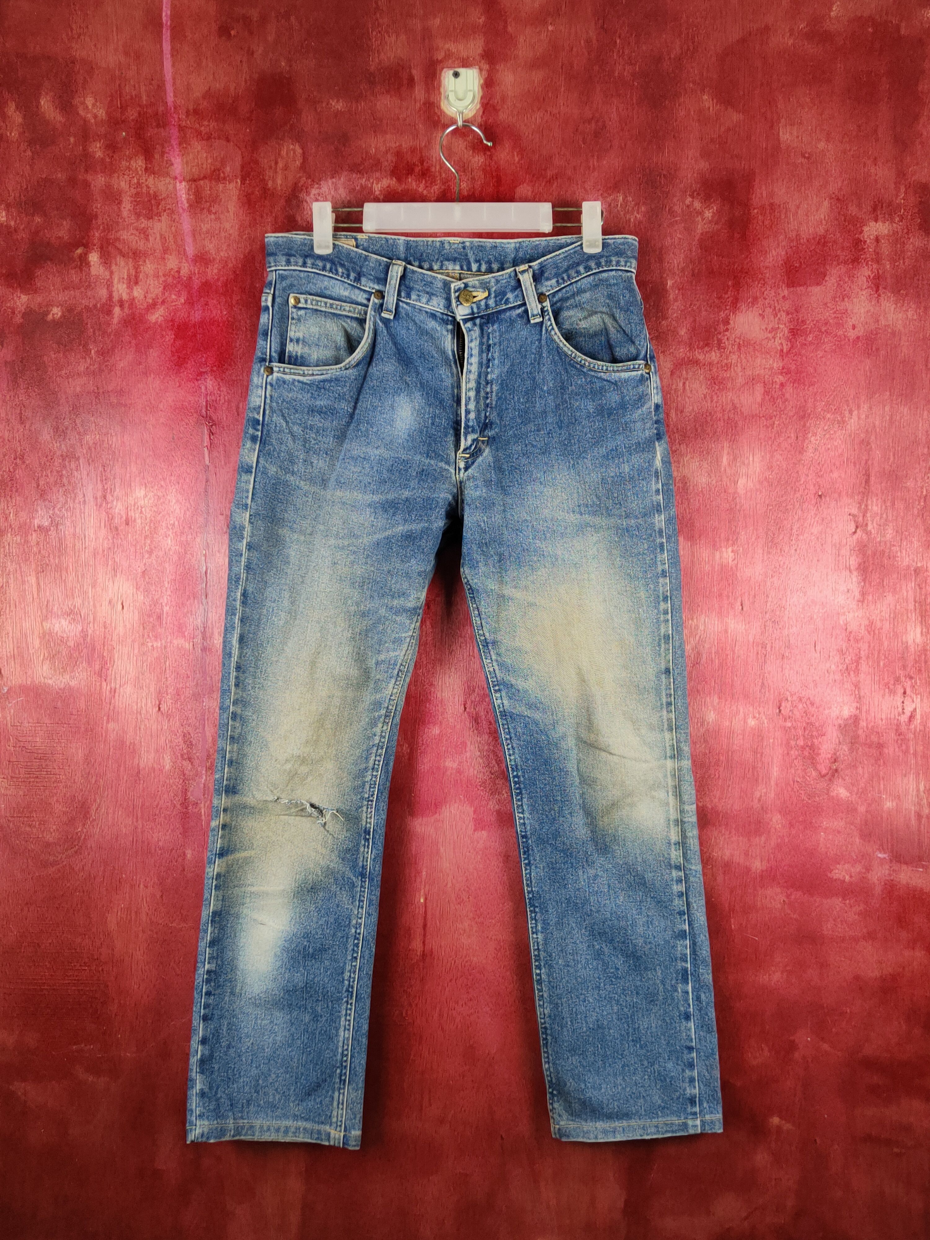 Lee Lee Blue Faded Distressed Ripped Jeans S2224 Size US 31 - 1 Thumbnail