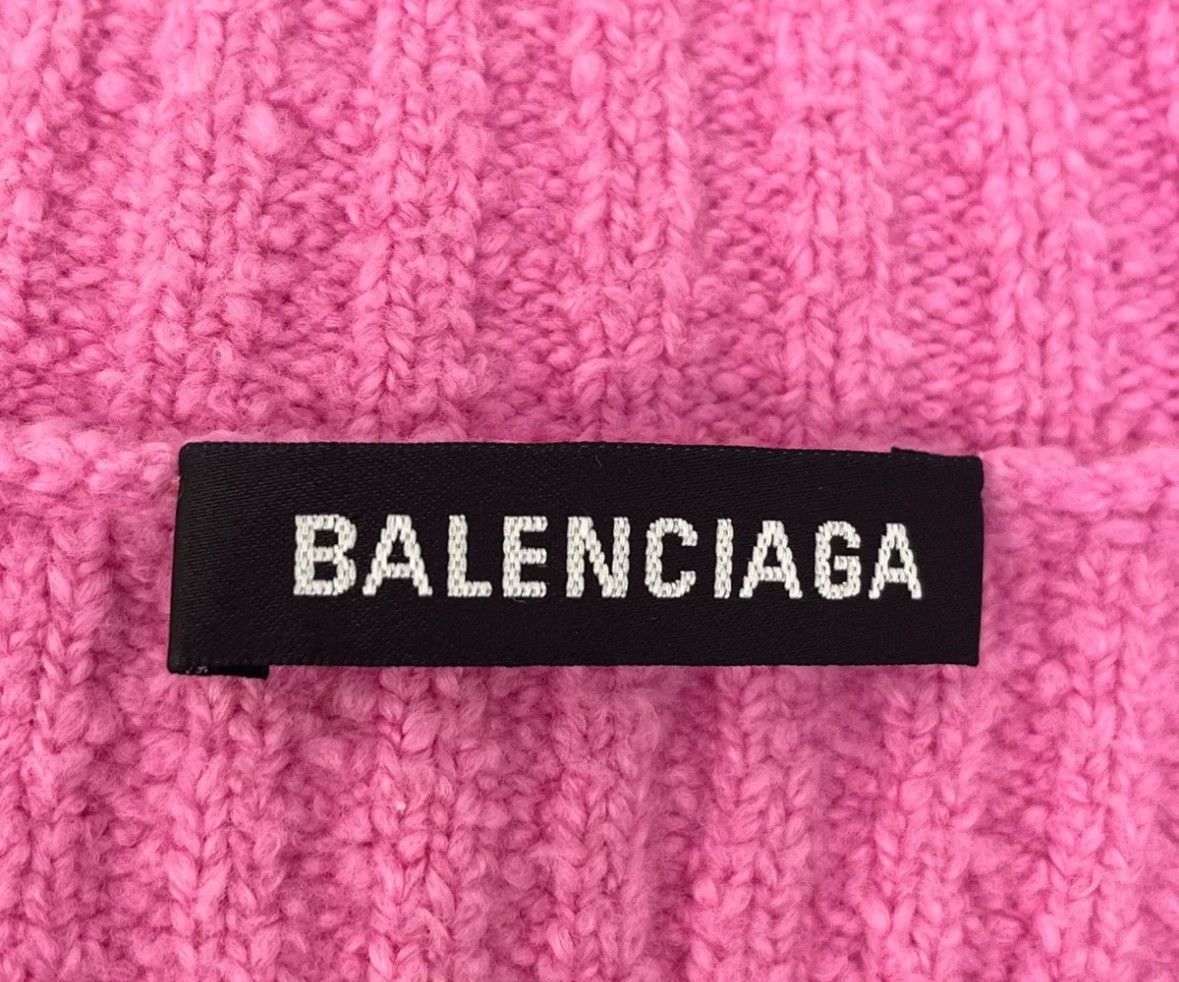 Balenciaga Balenciaga big sweater with pink sweater 2412-Nextarrow Size US XS / EU 42 / 0 - 6 Thumbnail