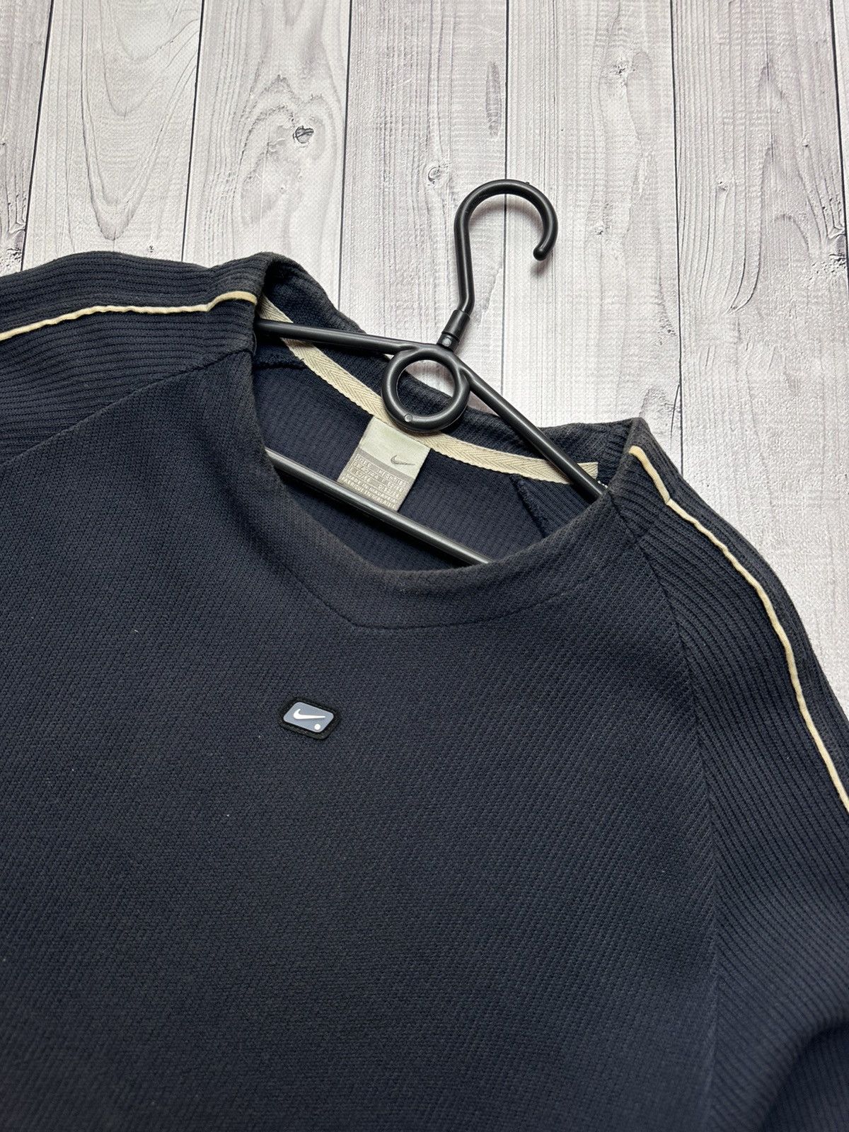 Nike × Vintage Vintage Nike logo sweater avant-garde rare sweatshirt L Size US L / EU 52-54 / 3 - 2 Thumbnail